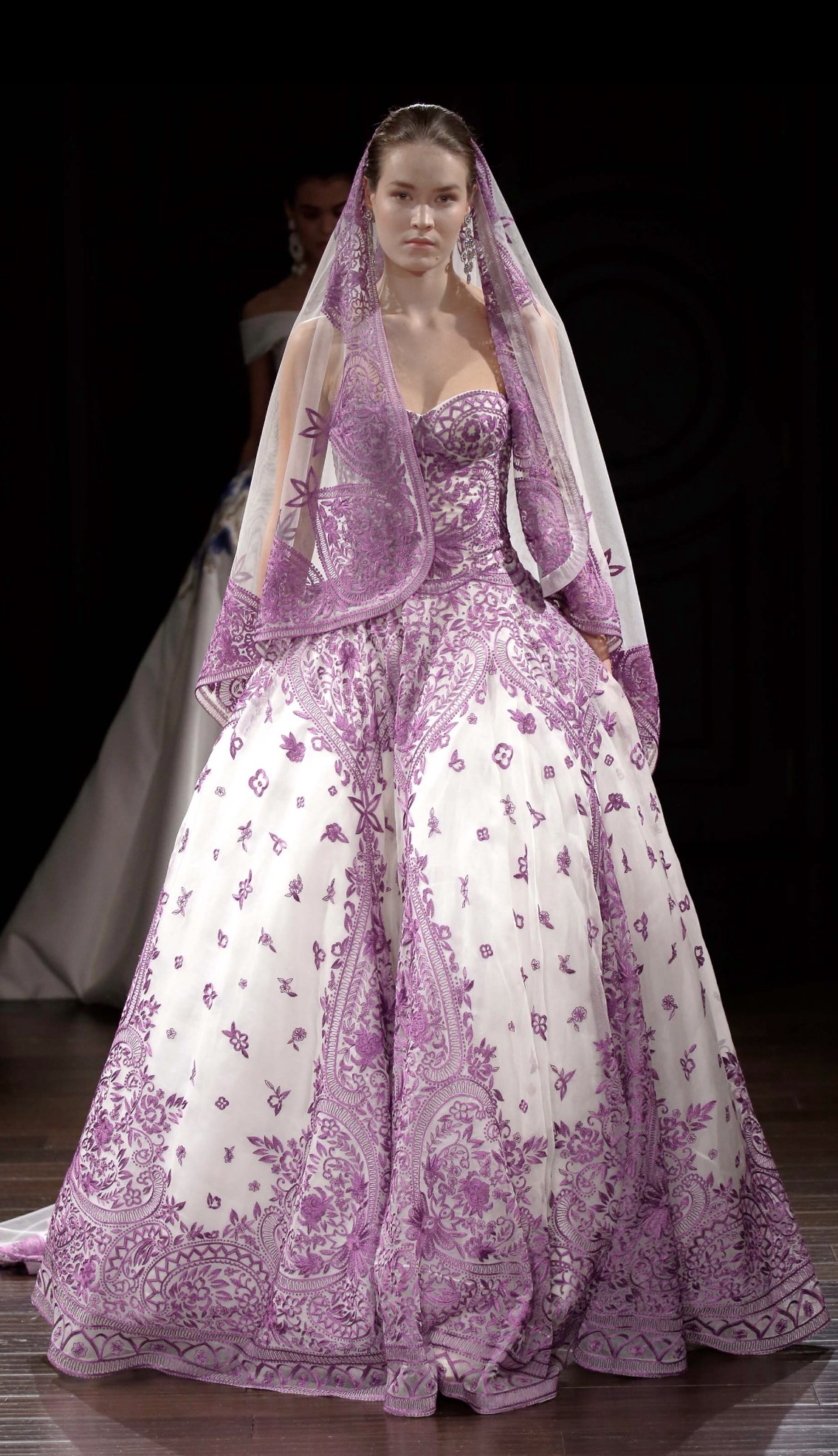 The Bauble Life Fashion Runway Naeem Khan Bridal Spring 2017