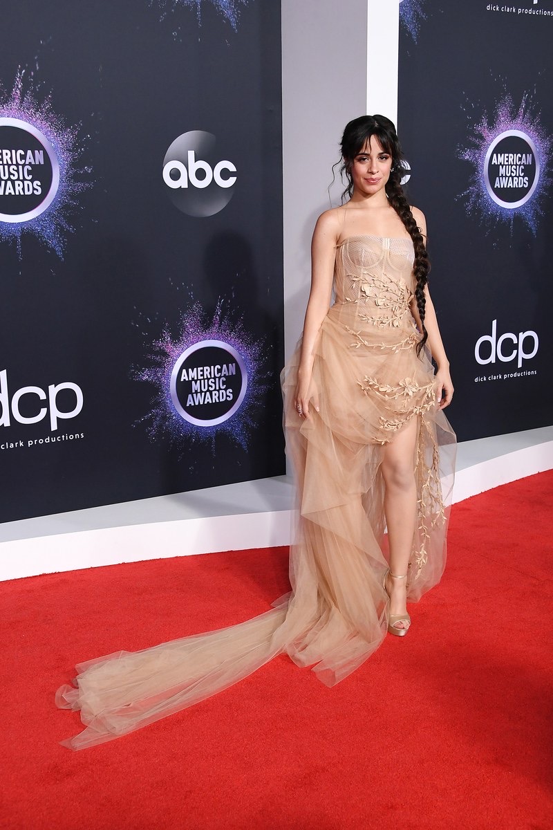 The Bauble Life Fashion Red Carpet  The American Music Awards 2019