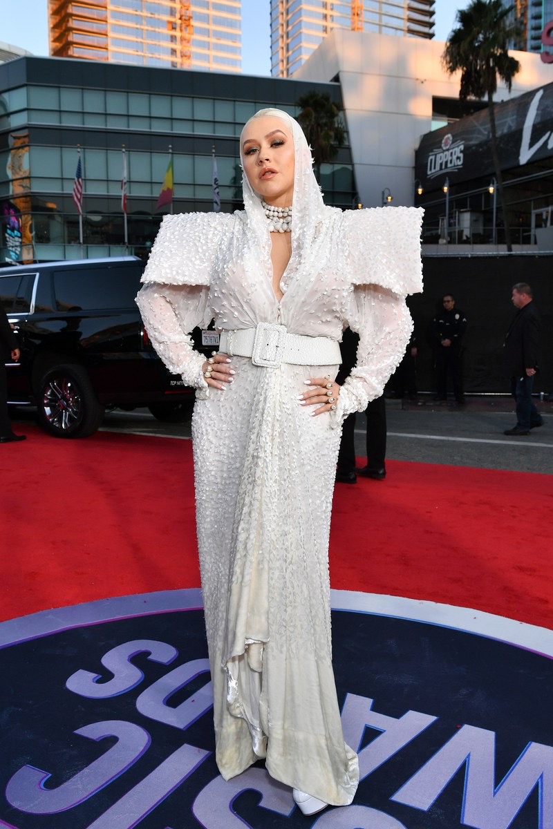 The Bauble Life Fashion Red Carpet  The American Music Awards 2019