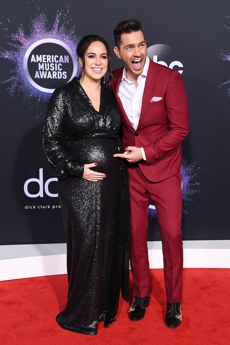 The Bauble Life Fashion Red Carpet  The American Music Awards 2019