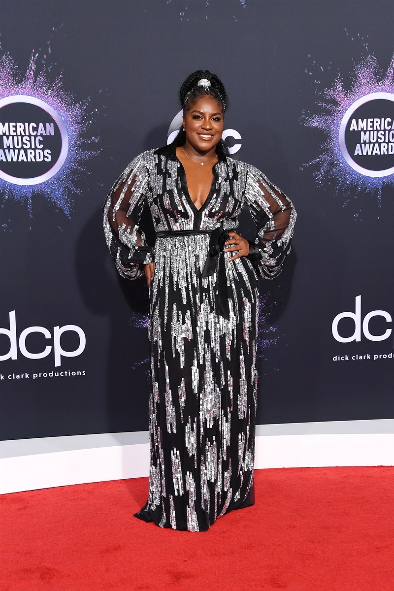 The Bauble Life Fashion Red Carpet  The American Music Awards 2019