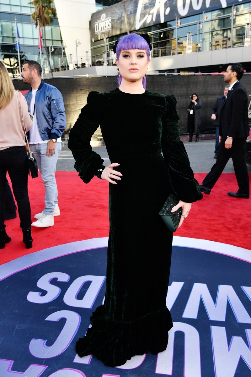 The Bauble Life Fashion Red Carpet  The American Music Awards 2019